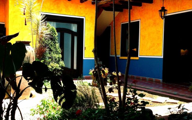 Casa Chikita Bed & Breakfast