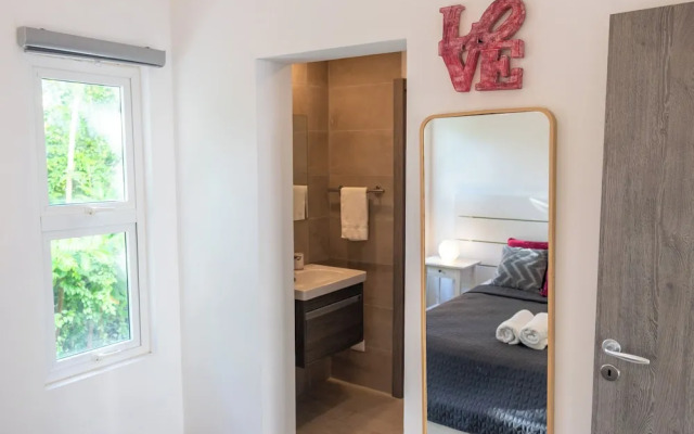 Modern 2BR Apartment - Paseo del Mar