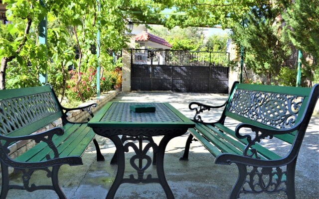 Charming 3-bed Apartment in Vlore