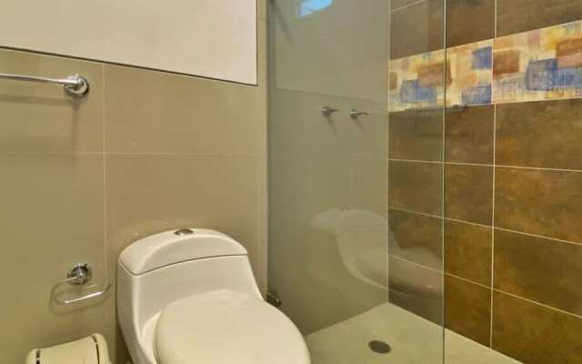 w Incredible 2BR w Unique View n AC