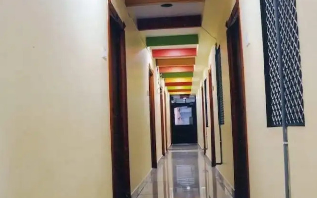 Divya Lodge & Hotel Rooms