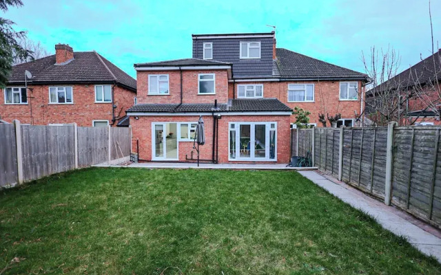 Sleeps17 Bliss 7-bedroom Luxury Escape Birmingham