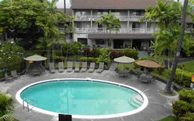 Kona Islander Inn Condos