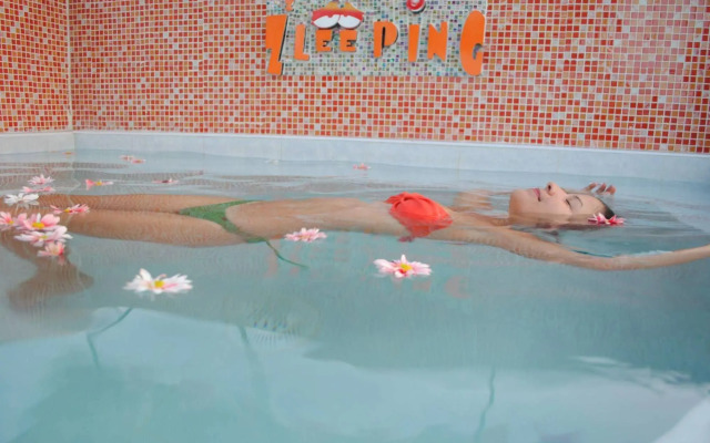 Hostal Zleeping
