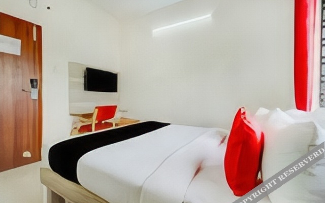 Capital O 76540 Hotel Slice