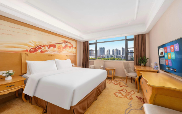 Vienna Hotel -Yantian Harbor