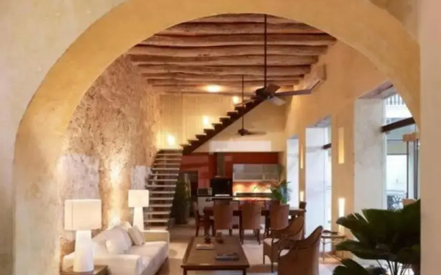 Casa Pombo 102