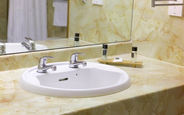 BEST WESTERN Brook Hotel