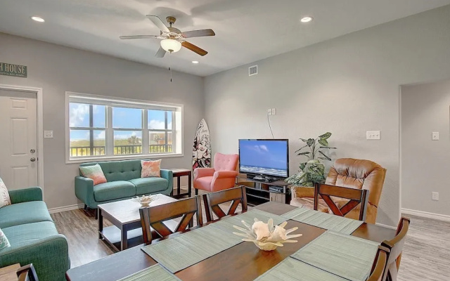 Island 46 3 Bedroom Condo