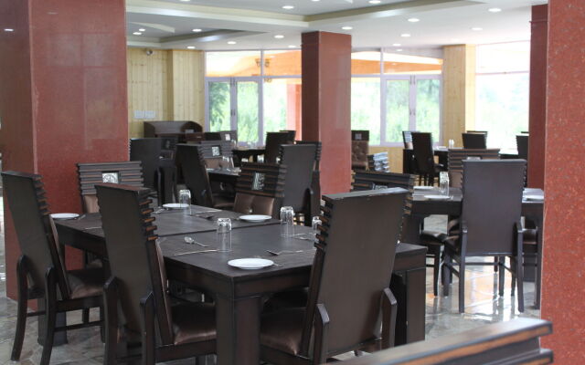 Snow Touch Resort (Shri Nath Group)
