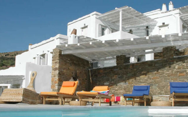 Vega Apartments