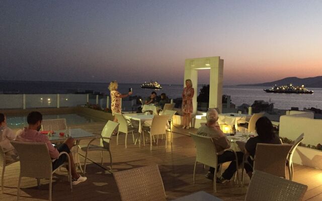 Naxos Island Hotel