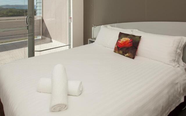 Cosy Corner Seaview Apartments