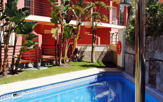 Apartamentos Turísticos Añoreta