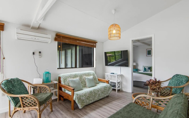 Thirsty Weta Belvue - Havelock Holiday Home – Guest Rooms – Anakiwa