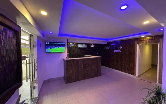 Presken Hotel Alade