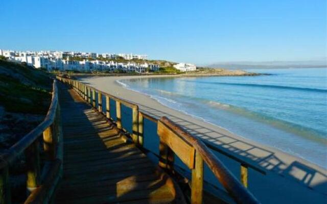 Malindila Apartment & House