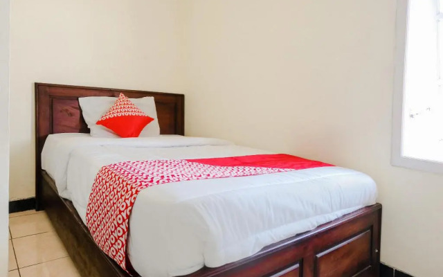 OYO 1351 Tanggulasi Resto & Residence Syariah