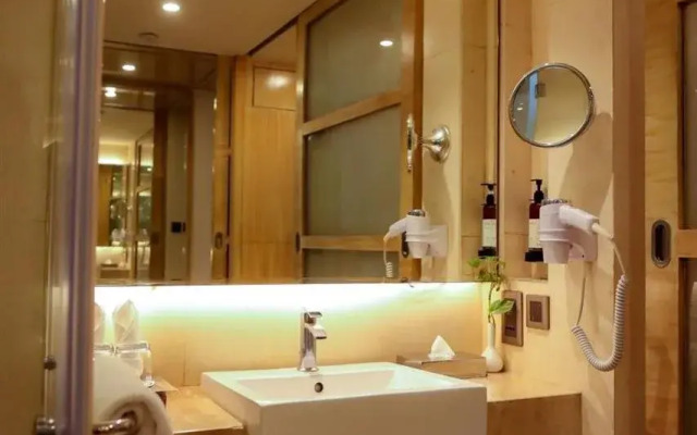 Hotel Royal Orchid