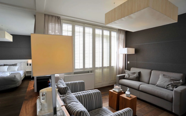Strandhotel Westduin