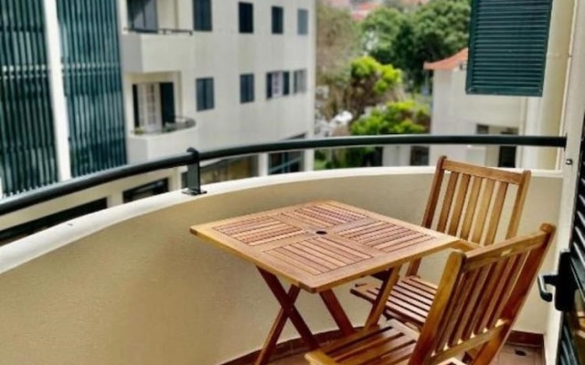 Mon Coin Dans La Ville by Madeira Sun Travel