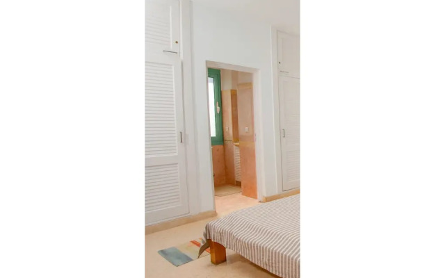 Beachfront El Gouna Villa with Pool - Sabina Y144
