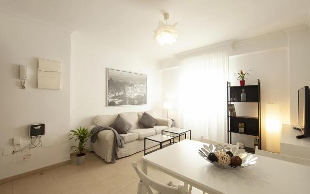 CERVANTES Apartment 29 2BT 1BR