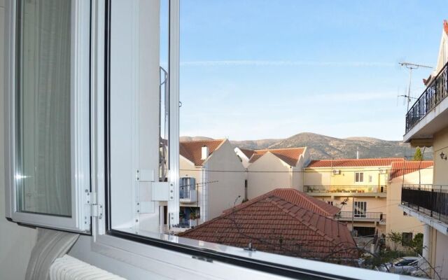 Neat flat in Argostoli seaside Town