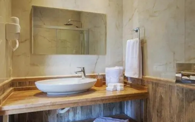 Cesmekes Butik Otel