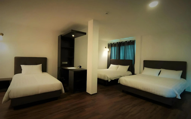 Hotel Longhouse – Guest Rooms – Kuching