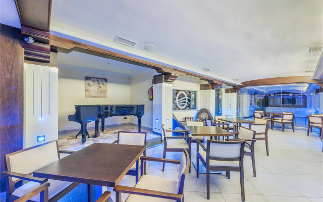 Hotel Torre Azul & Spa - Adults Only
