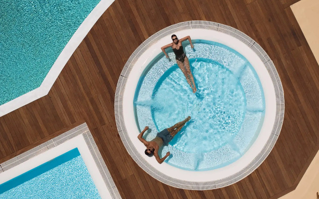 Golden Milos Beach House by Domotel