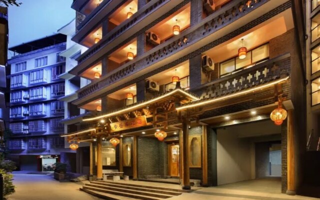 Yangshuo Qingyunge Hotel