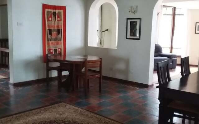 The Estate Ebwerenga