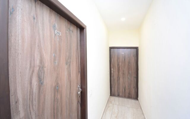 OYO 28335 Hotel Classic