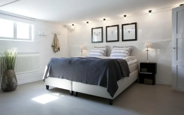 Wow Apartments