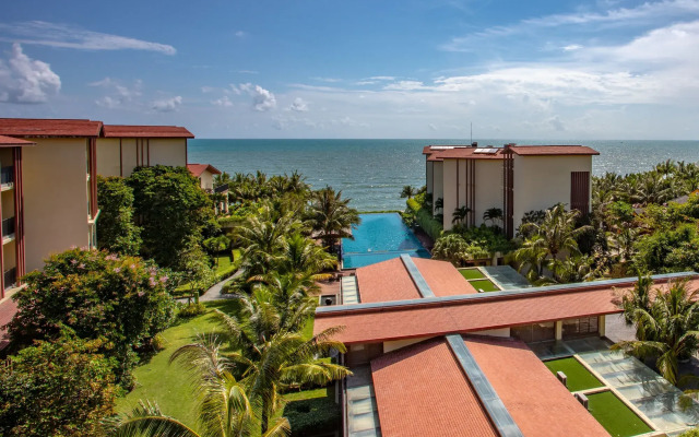 Dusit Princess Moonrise Beach Resort