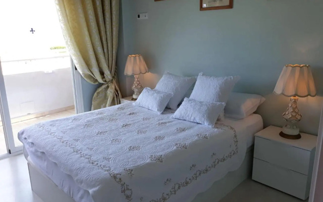 Magnífico Apartamento Junto A La Playa!