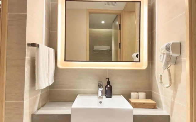 Ji Hotel Shanghai Stadium