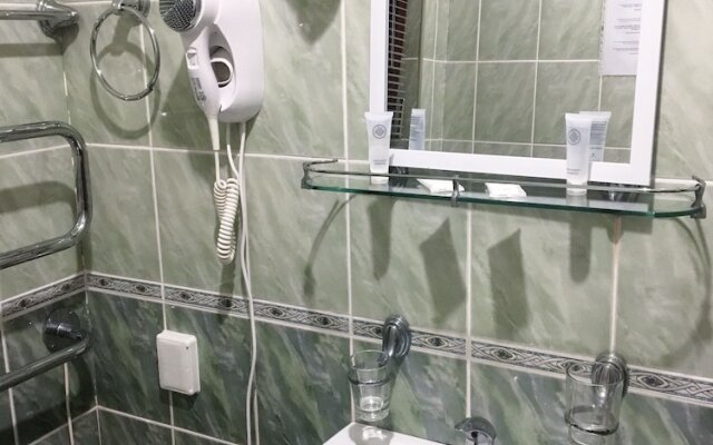 Room in Guest Room - Valensija - Apartment for 2 Adults