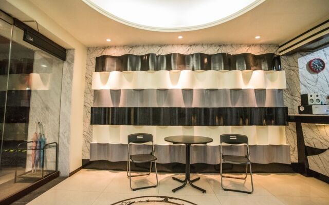WL Hotel