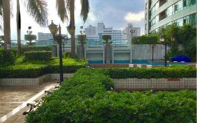 Facebook Emoji Guesthouse