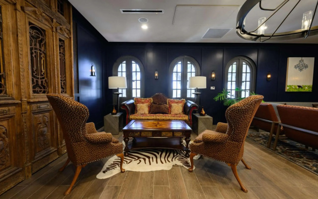 Estancia del Norte San Antonio, Tapestry Collection by Hilton