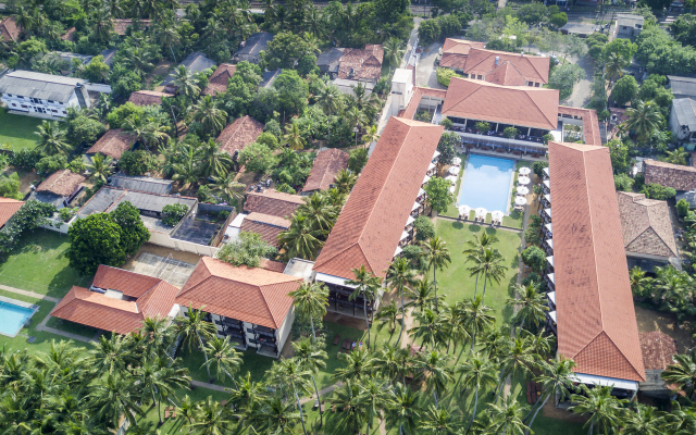 Mermaid Hotel & Club