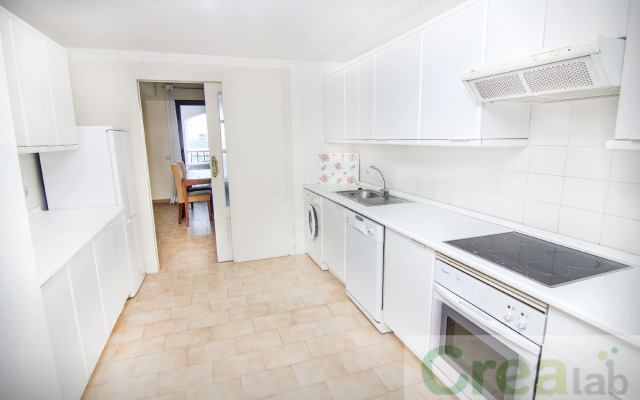 Park Plaza Suites Apartments
