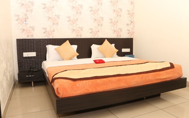 OYO 1075 Hotel City Home