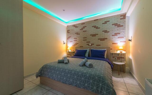 Amazing Apartment Pallini - Near Airport & Metro