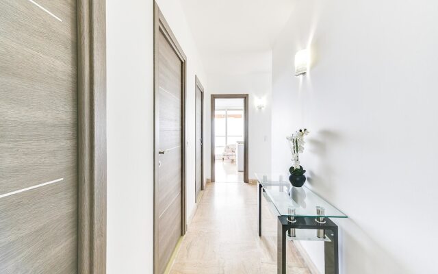 Le Roc Apartment 2 - Near Palace of Festivals and Conferences