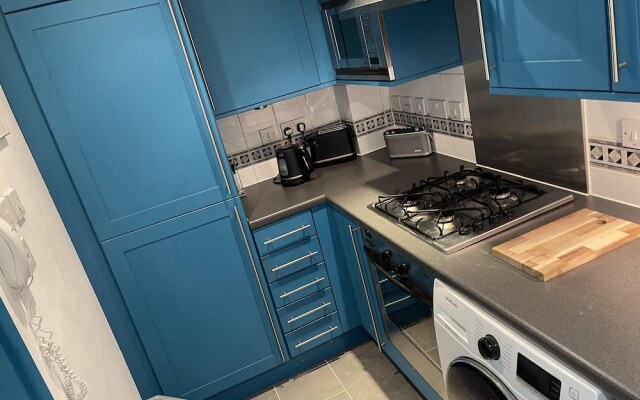 Immaculate 2-bed Apartment in London
