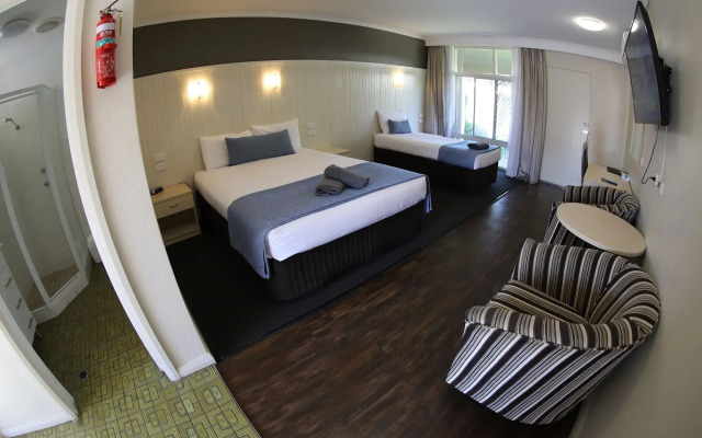 Sleepy Hill Motor Inn